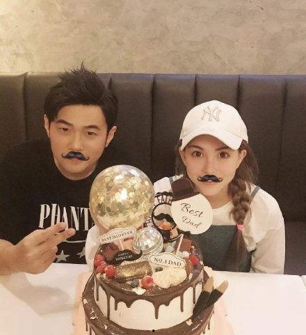 周杰伦昆凌孩子照片,萌娃照片萌化网友心