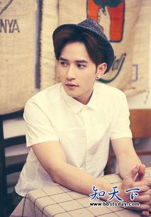 刘洲成家庭背景,从草根家庭到明星之路的逆袭传奇